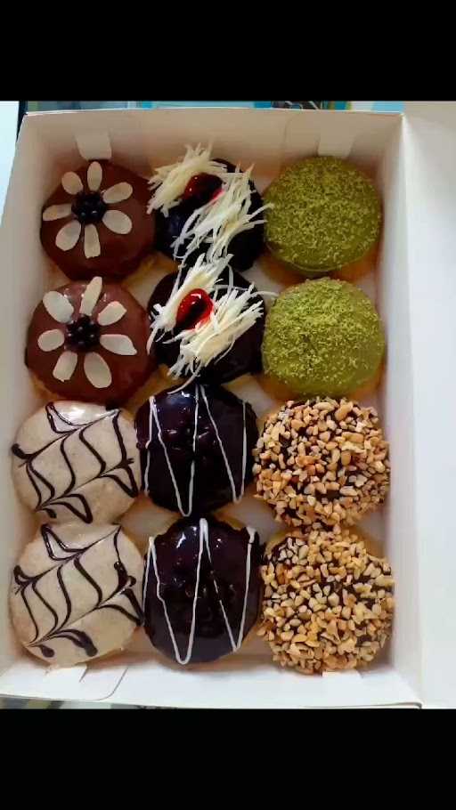 Fikha Donuts 9