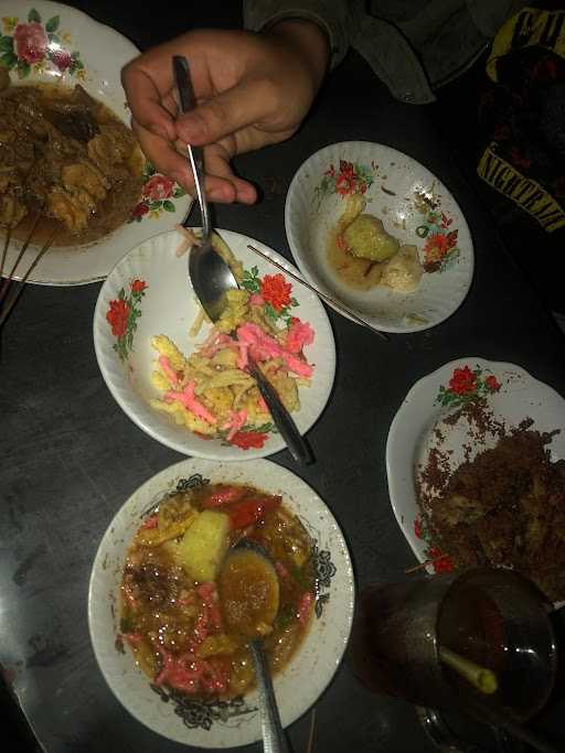 Lontong Dekem Pak Kasirin 8