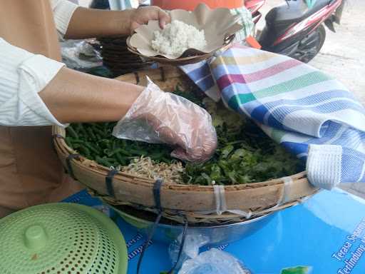 Nasi Pecel Madiun Bu Atik 8