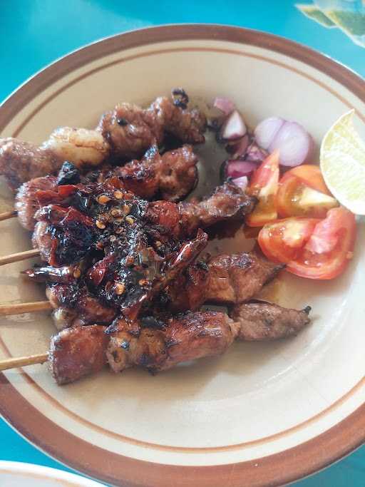 Rumah Makan Sate Kambing Bu'Um 4