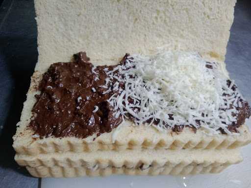 Toast Azizah Pemalang 3