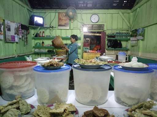 Warung Makan Bongkot Putra 2