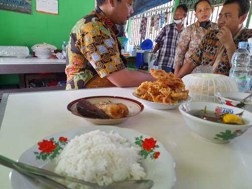 Warung Makan Pak Sadrim 6