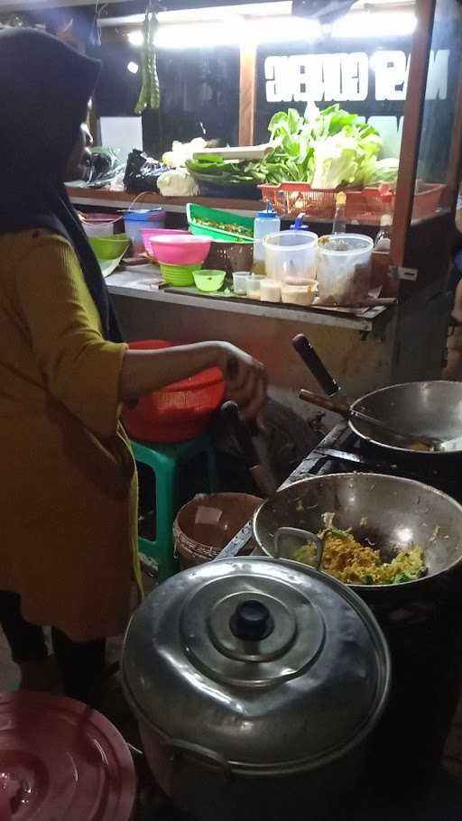 Warung Nasi Goreng Mb Isah 2