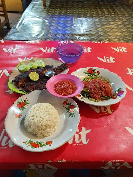 Warung Ikan Bakar Bu Zainab 2