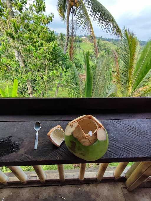 Jatiluwih Snacks And Coconuts 3