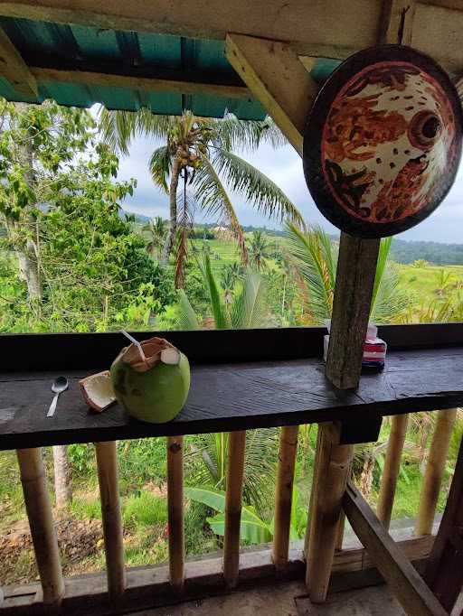 Jatiluwih Snacks And Coconuts 1