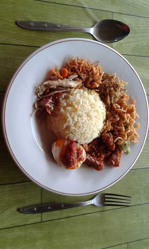 Warung Nasi & Wisnu Homestay 2