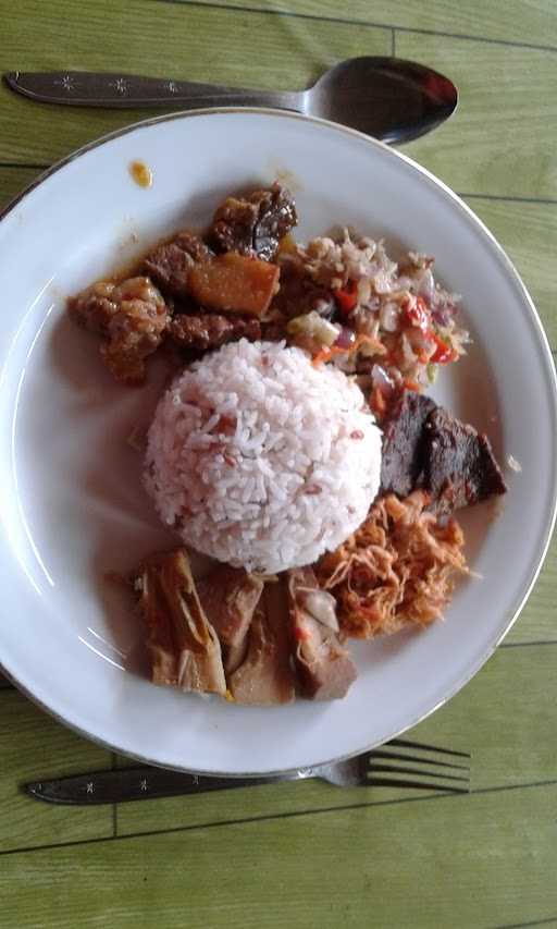 Warung Nasi & Wisnu Homestay 1