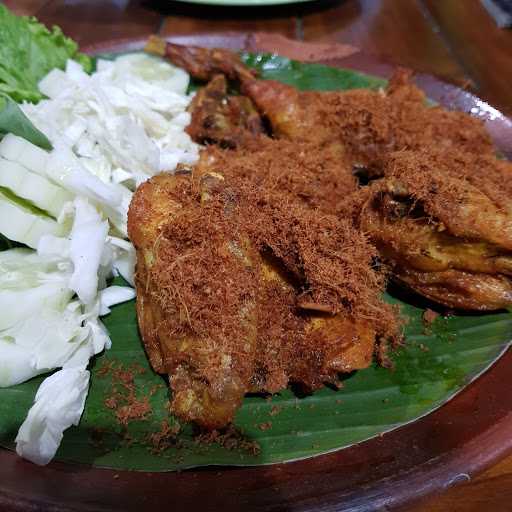 Ayam Goreng Bugisan Kulon Progo 7