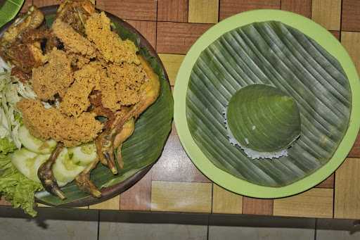 Ayam Goreng Bugisan Kulon Progo 1