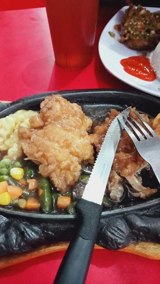 Rocket Chicken Pengasih 4