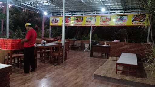 Rumah Makan Selera Baru 6