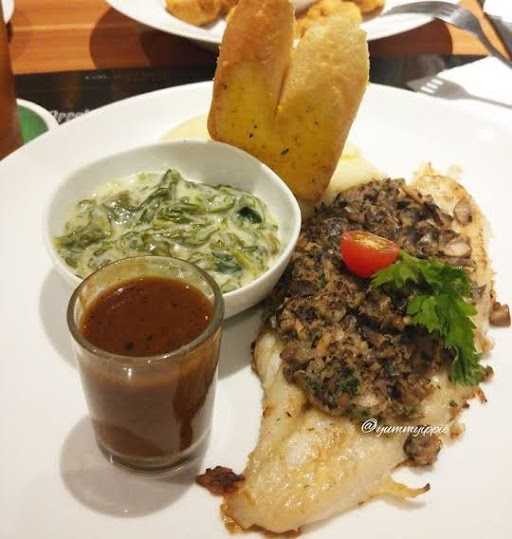 B'Steak Grill & Pancake Muara Karang 1