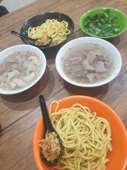 Bakso Akiaw 99 - Muara Karang 9