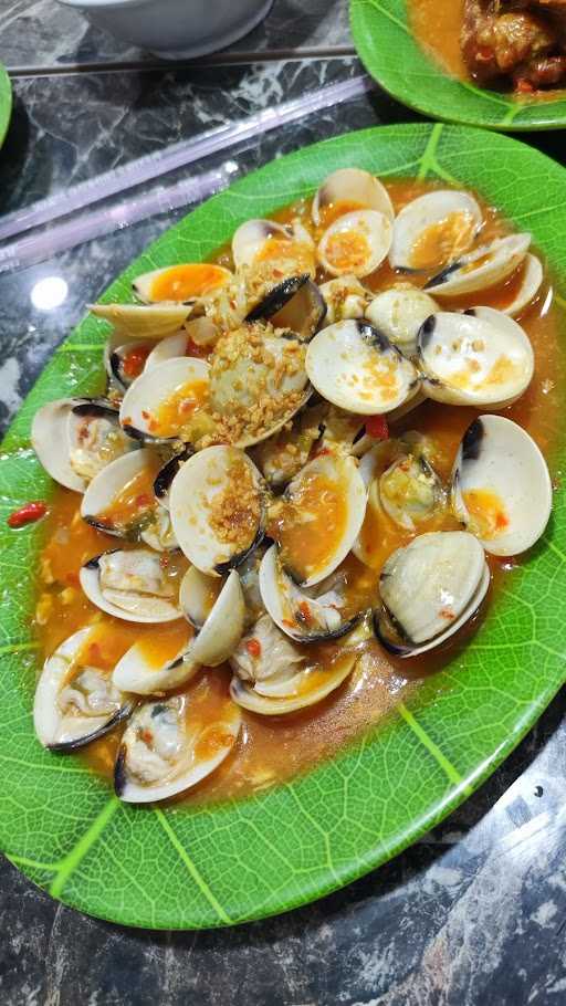 Bola Seafood Acui - Pluit 7