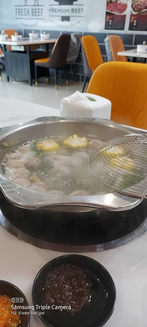 Chao Shan Beef Hot Pot 6