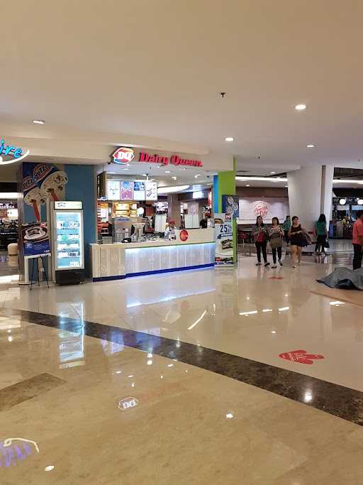 Dairy Queen Emporium Pluit 10