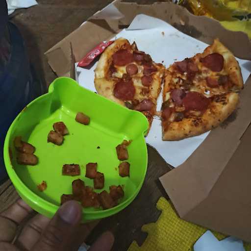 Domino'S Pizza 6