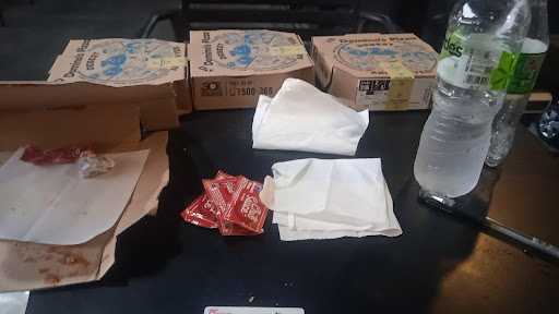 Domino'S Pizza 10