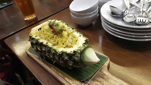 Larb Thai Cuisine - PIK 7