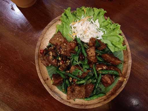 Larb Thai Cuisine - PIK 8