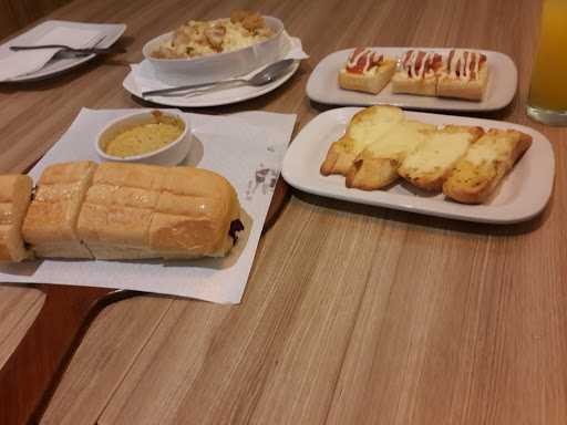 Pizza Hut Restoran - Pluit Village 7