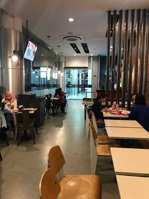 Richeese Factory Pantai Indah Kapuk 6