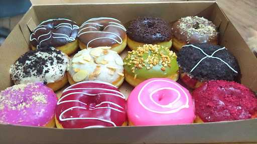 Tiara Donut'S 6