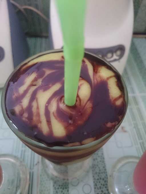 Rumah Jus & Sop Buah 3