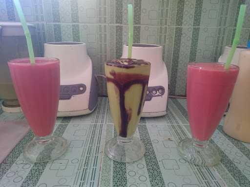 Rumah Jus & Sop Buah 1