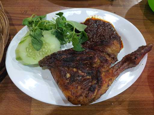 Bebek Pedas Ayam Bakar Bu Nunung 7