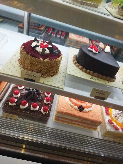 Mako Bakery & Cake - Joglo 1