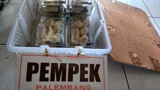 Pempek Ratu Lematang 6