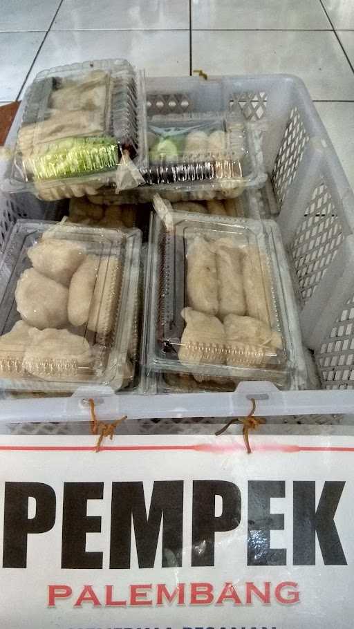 Pempek Ratu Lematang 5