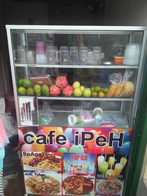 Cafe Ipeh 3