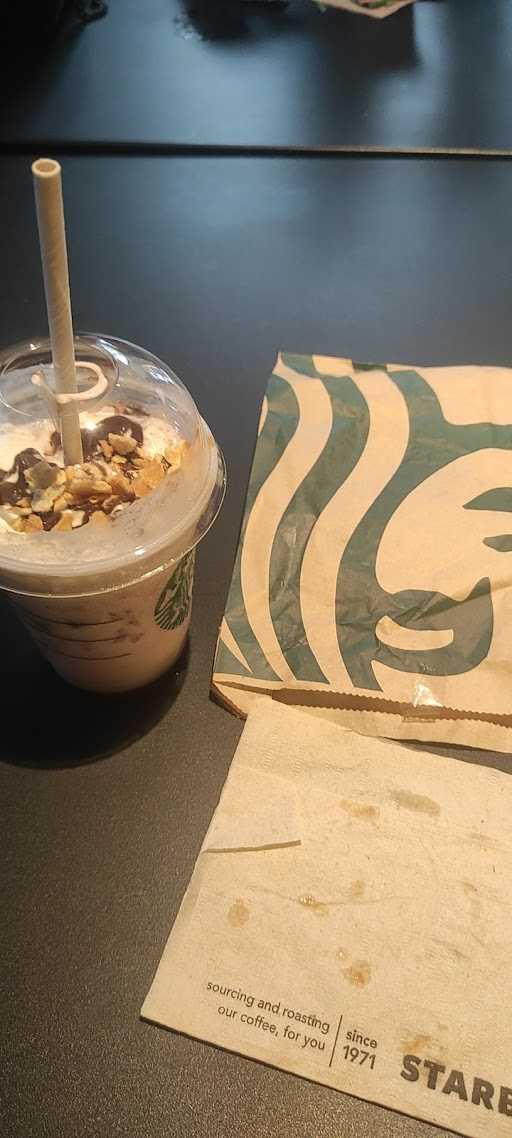 Starbucks Coffee - Bintaro 10