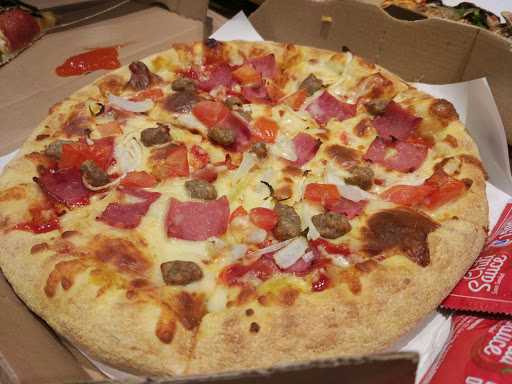 Domino'S Pizza 4