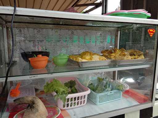 Pondok Makan Pak Tur Depsos 7