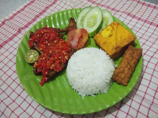 Warung Ayam Bakar Buana 4