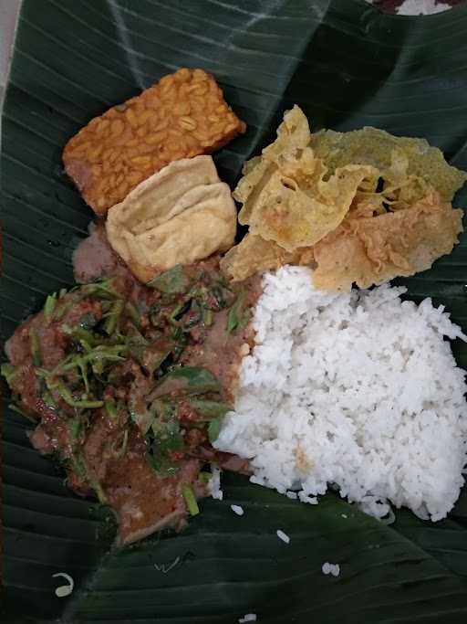 Warung Nasi Pecel Mba Ida 10