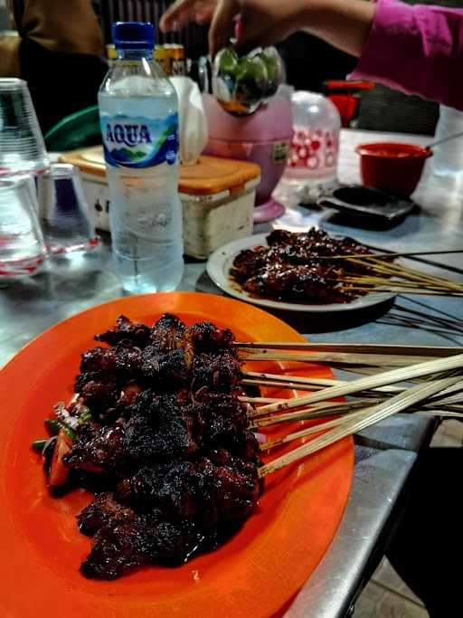 Warung Sate Pak Osmen 4