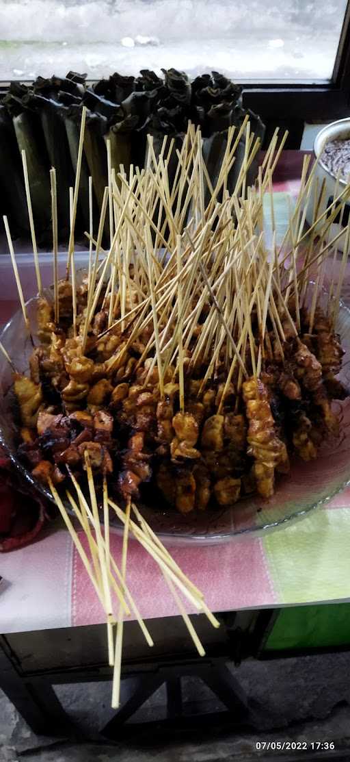 Warung Sate Pak Osmen 5