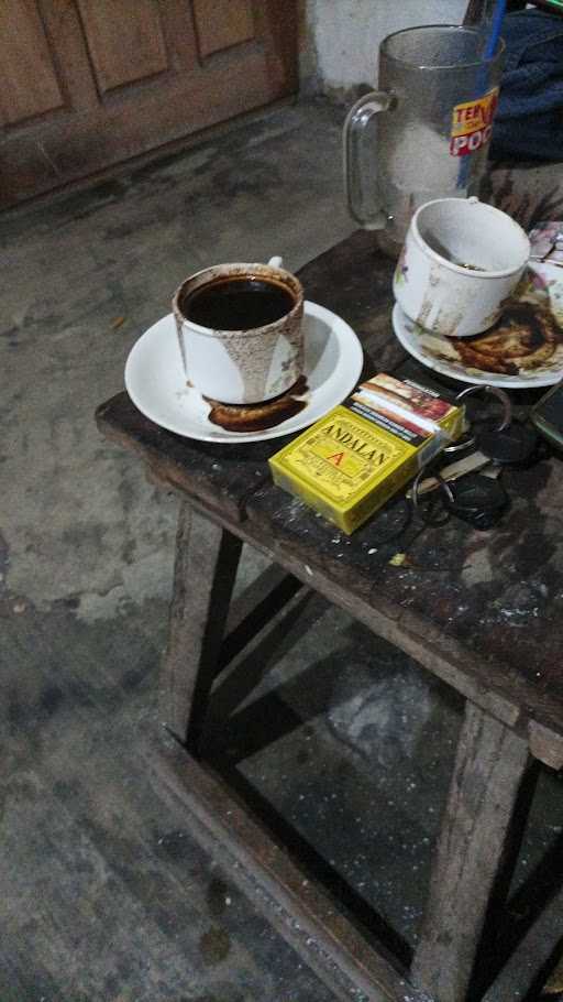 Warung Kopi Pak De 3