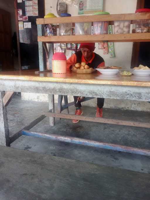 Warung Kopi Pak De 10