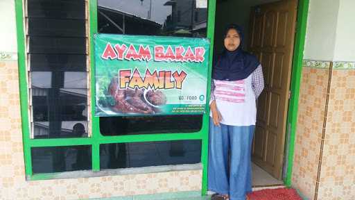 Ayam Bakar Family 4