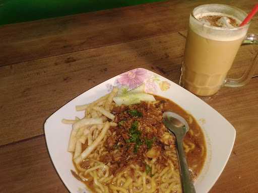 Mie Dinamit 1