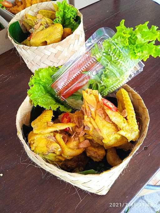 Warung Omah Lawas Tirtoudan 8