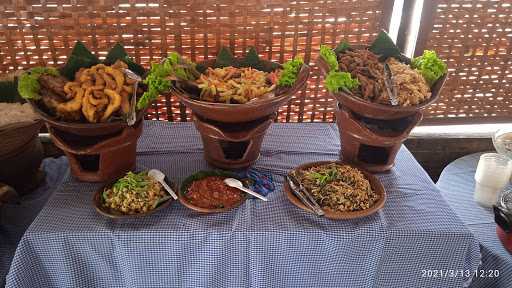 Warung Omah Lawas Tirtoudan 7