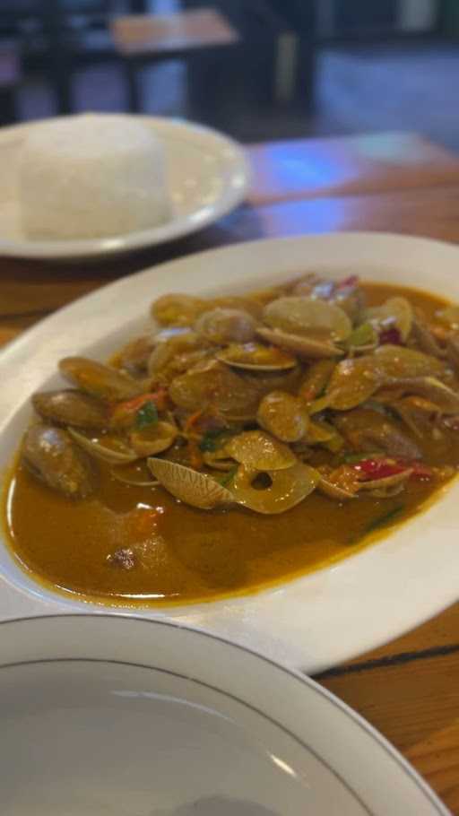 Warung Seafood Raja Laut 6